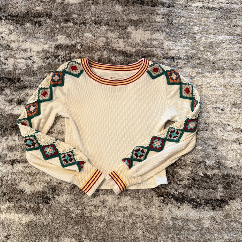 Free People Long Sleeve Ivory top w/ colorful crochet, Size M Boho